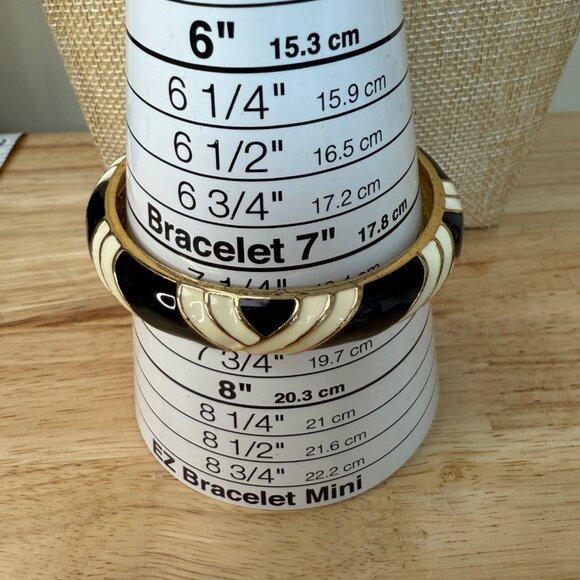 J.Crew Gold-Plated Black & Cream Enamel Striped Bangle Bracelet Womens Size 7" D - Picture 5 of 7